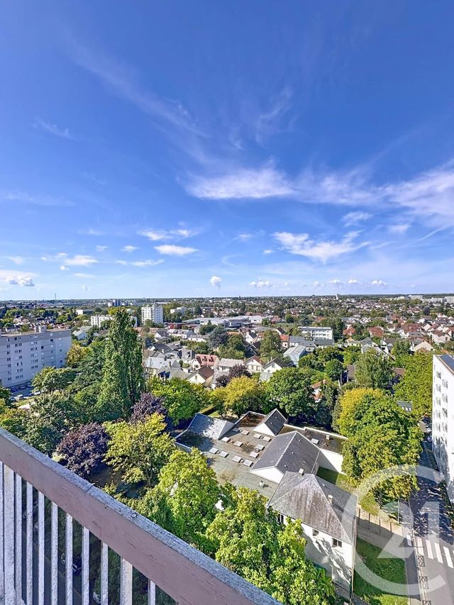 Appartement F4 à vendre - 4 pièces - 75.57 m2 - ORLEANS - 45 - CENTRE - Century 21 Premium