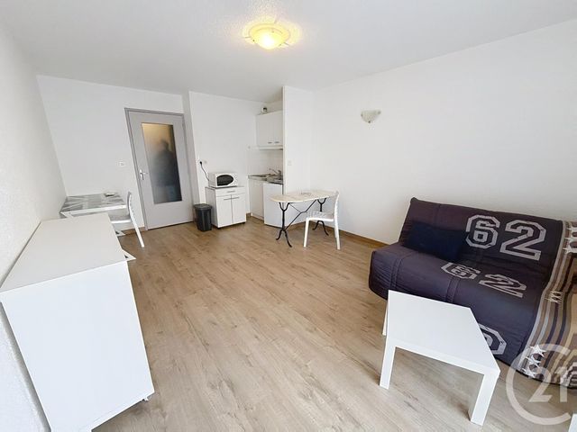 Appartement F1 à louer - 1 pièce - 24.0 m2 - OLIVET - 45 - CENTRE - Century 21 Premium