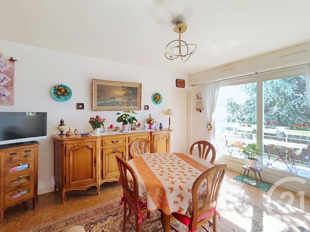 Appartement F2 à vendre - 2 pièces - 46.37 m2 - ST JEAN DE BRAYE - 45 - CENTRE - Century 21 Premium