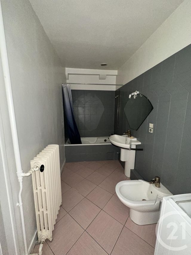 Appartement F3 à louer - 3 pièces - 71.0 m2 - ORLEANS - 45 - CENTRE - Century 21 Premium