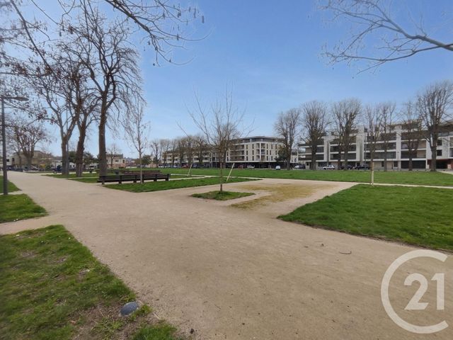 Appartement F2 à vendre - 2 pièces - 36.24 m2 - ORLEANS - 45 - CENTRE - Century 21 Premium