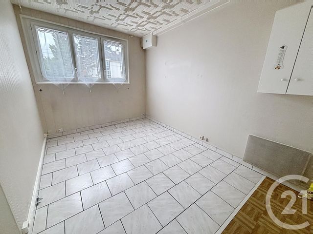 Appartement à louer - 2 pièces - 24.0 m2 - ORLEANS - 45 - CENTRE - Century 21 Premium