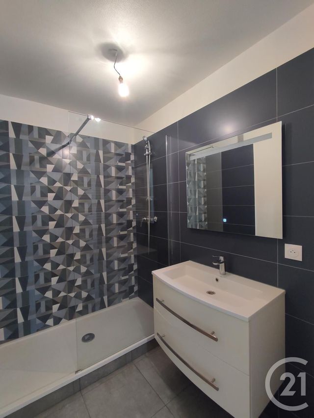 Appartement F3 à louer - 3 pièces - 68.25 m2 - ORLEANS - 45 - CENTRE - Century 21 Premium