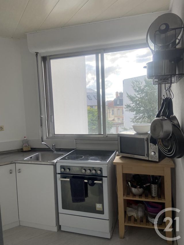 Appartement F1 à louer - 1 pièce - 28.36 m2 - ORLEANS - 45 - CENTRE - Century 21 Premium