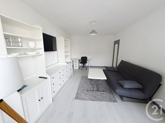 Appartement F1 à louer - 1 pièce - 28.36 m2 - ORLEANS - 45 - CENTRE - Century 21 Premium