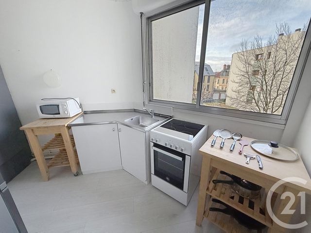 Appartement F1 à louer - 1 pièce - 28.36 m2 - ORLEANS - 45 - CENTRE - Century 21 Premium