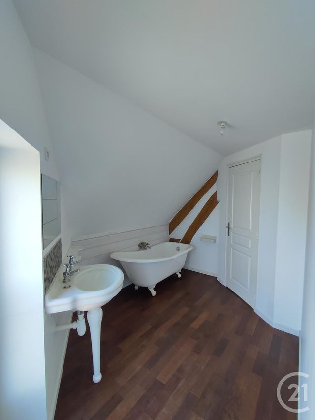 maison à louer - 4 pièces - 79.5 m2 - NEUVILLE AUX BOIS - 45 - CENTRE - Century 21 Premium