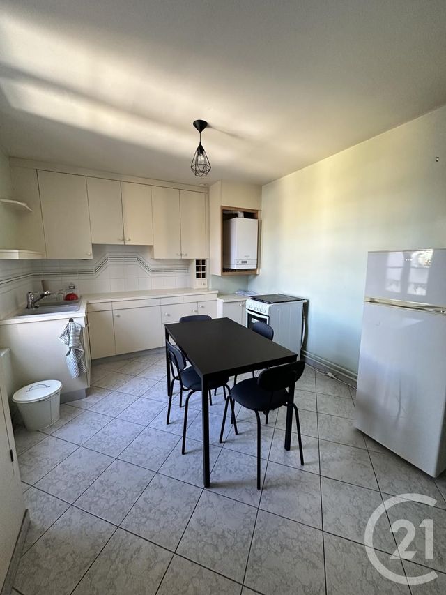 Appartement F3 à louer - 3 pièces - 71.0 m2 - ORLEANS - 45 - CENTRE - Century 21 Premium