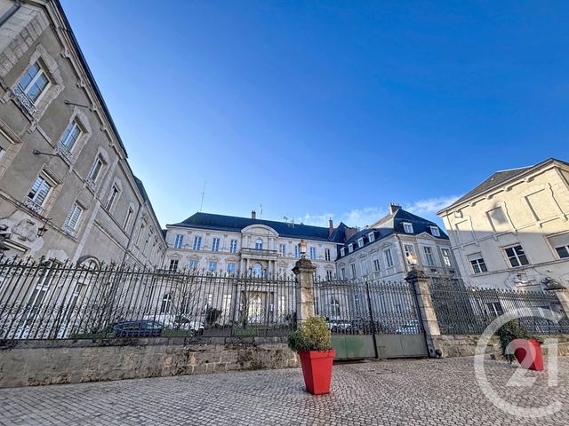 Appartement F4 à louer - 5 pièces - 130.69 m2 - ORLEANS - 45 - CENTRE - Century 21 Premium