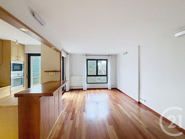 Appartement à louer - 3 pièces - 65.07 m2 - ST JEAN DE BRAYE - 45 - CENTRE - Century 21 Premium