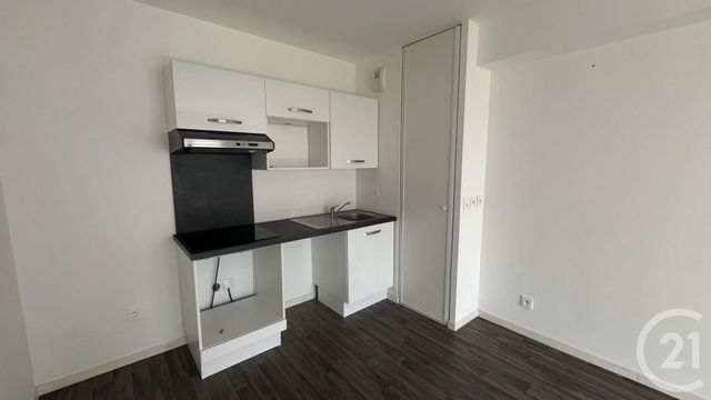 Appartement F2 à louer - 2 pièces - 41.7 m2 - LA CHAPELLE ST MESMIN - 45 - CENTRE - Century 21 Premium