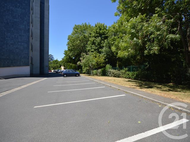 Appartement F1 à louer - 1 pièce - 35.83 m2 - ORLEANS - 45 - CENTRE - Century 21 Premium