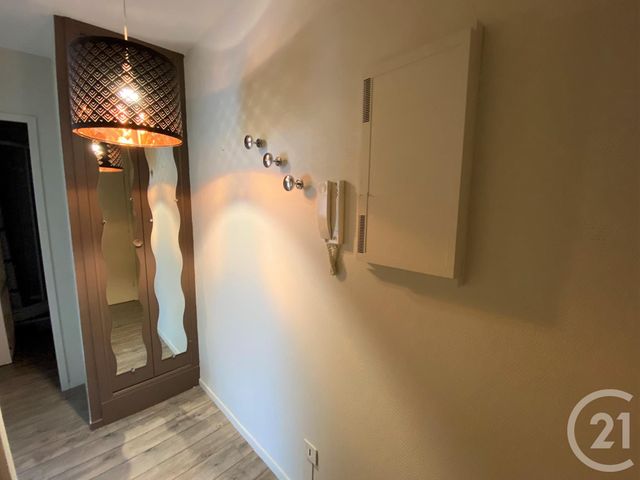 Appartement F1 à louer - 1 pièce - 26.7 m2 - ORLEANS - 45 - CENTRE - Century 21 Premium