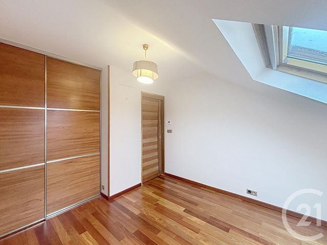 Appartement à louer - 3 pièces - 65.07 m2 - ST JEAN DE BRAYE - 45 - CENTRE - Century 21 Premium