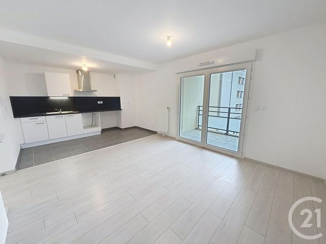 Appartement F3 à louer - 3 pièces - 61.19 m2 - ORLEANS - 45 - CENTRE - Century 21 Premium