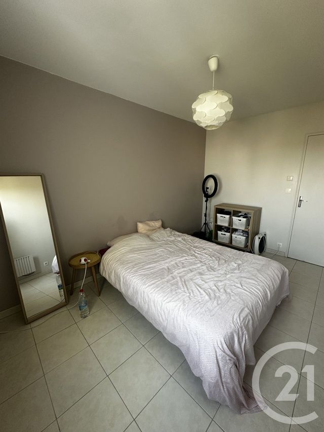 Appartement F2 à louer - 2 pièces - 50.9 m2 - ST JEAN DE BRAYE - 45 - CENTRE - Century 21 Premium