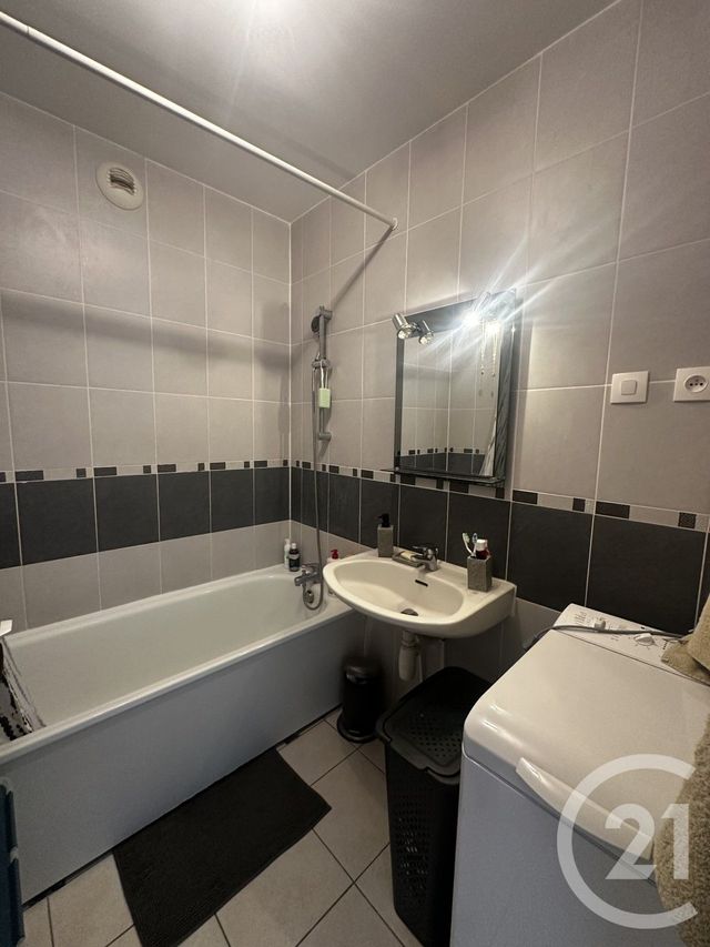 Appartement F2 à louer - 2 pièces - 50.9 m2 - ST JEAN DE BRAYE - 45 - CENTRE - Century 21 Premium