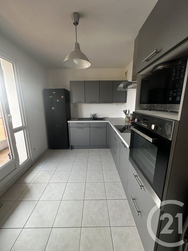Appartement F2 à louer - 2 pièces - 50.9 m2 - ST JEAN DE BRAYE - 45 - CENTRE - Century 21 Premium