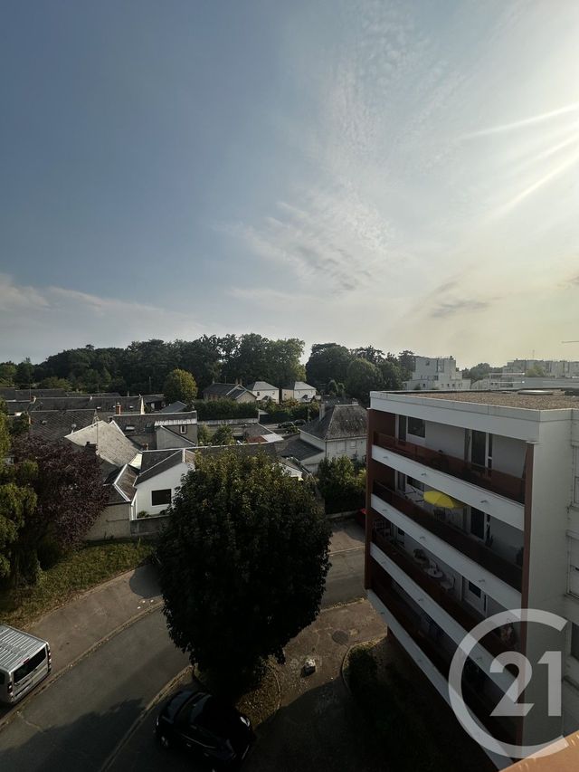 Appartement F2 à louer - 2 pièces - 50.9 m2 - ST JEAN DE BRAYE - 45 - CENTRE - Century 21 Premium