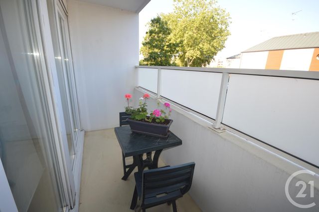 Appartement Studio à louer - 1 pièce - 33.0 m2 - ORLEANS - 45 - CENTRE - Century 21 Premium