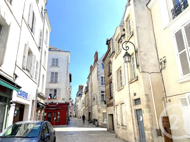 Appartement F2 à louer - 2 pièces - 30.3 m2 - ORLEANS - 45 - CENTRE - Century 21 Premium