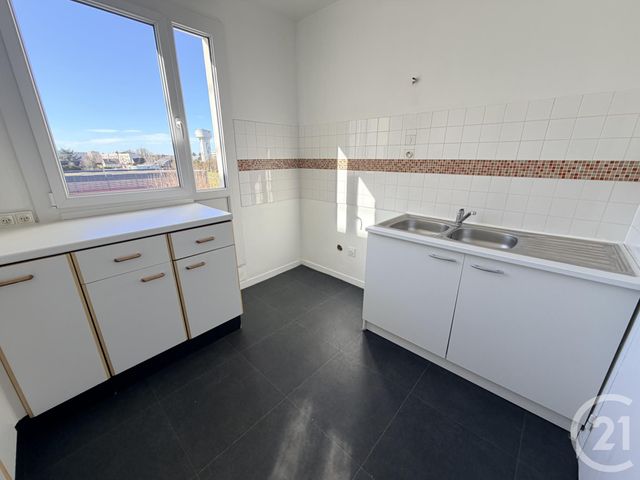 Appartement F2 à louer - 2 pièces - 49.95 m2 - ST JEAN DE BRAYE - 45 - CENTRE - Century 21 Premium