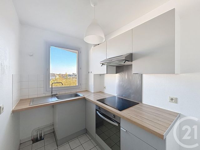 Appartement F2 à louer - 2 pièces - 47.02 m2 - ORLEANS - 45 - CENTRE - Century 21 Premium
