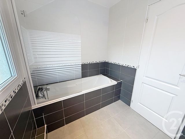 maison à louer - 5 pièces - 122.0 m2 - FLEURY LES AUBRAIS - 45 - CENTRE - Century 21 Premium