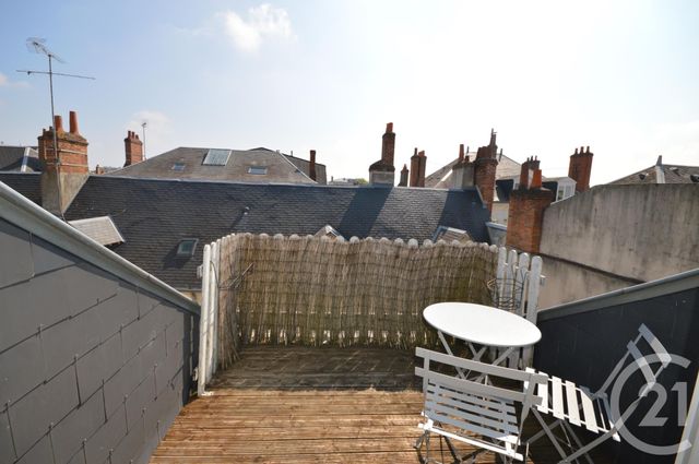 Appartement F2 à louer - 2 pièces - 52.41 m2 - ORLEANS - 45 - CENTRE - Century 21 Premium