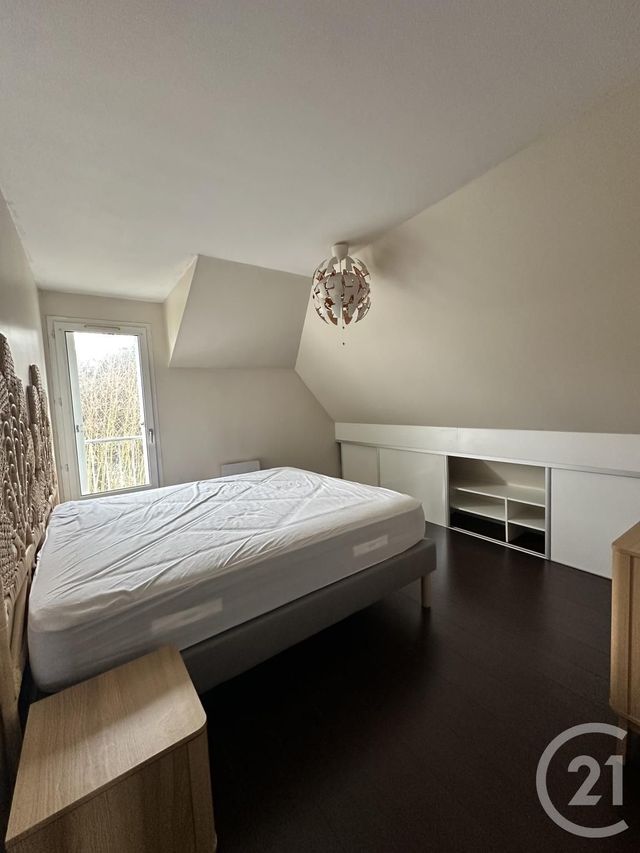 Appartement à louer - 3 pièces - 66.5 m2 - ST JEAN DE BRAYE - 45 - CENTRE - Century 21 Premium