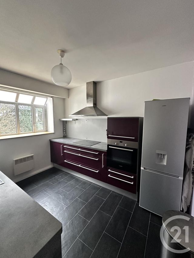 Appartement à louer - 3 pièces - 66.5 m2 - ST JEAN DE BRAYE - 45 - CENTRE - Century 21 Premium