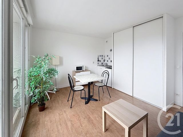 Appartement F1 à louer - 1 pièce - 22.21 m2 - ORLEANS - 45 - CENTRE - Century 21 Premium