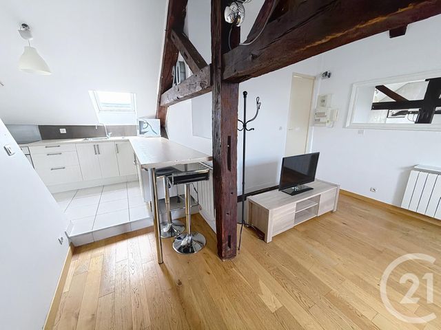 Appartement Studio à louer - 1 pièce - 22.94 m2 - ORLEANS - 45 - CENTRE - Century 21 Premium