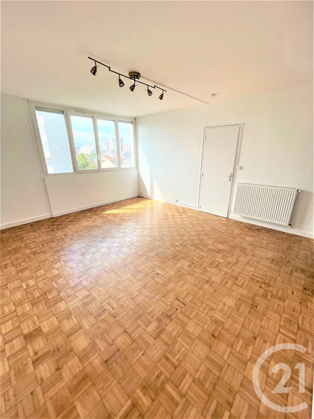 Appartement F2 à louer - 2 pièces - 54.79 m2 - ST JEAN LE BLANC - 45 - CENTRE - Century 21 Premium