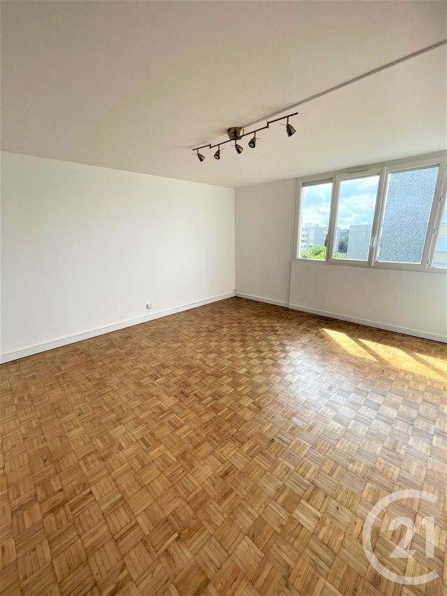 Appartement F2 à louer - 2 pièces - 54.79 m2 - ST JEAN LE BLANC - 45 - CENTRE - Century 21 Premium