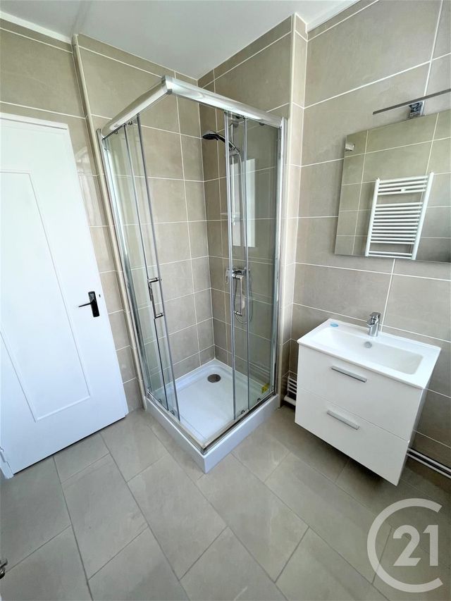 Appartement F2 à louer - 2 pièces - 54.79 m2 - ST JEAN LE BLANC - 45 - CENTRE - Century 21 Premium