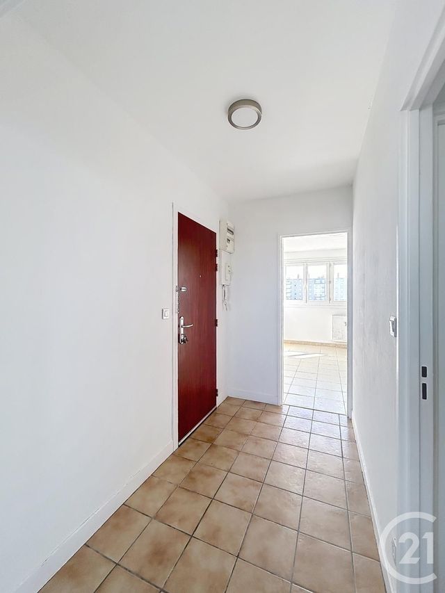 Appartement F3 à louer - 3 pièces - 78.21 m2 - ORLEANS - 45 - CENTRE - Century 21 Premium