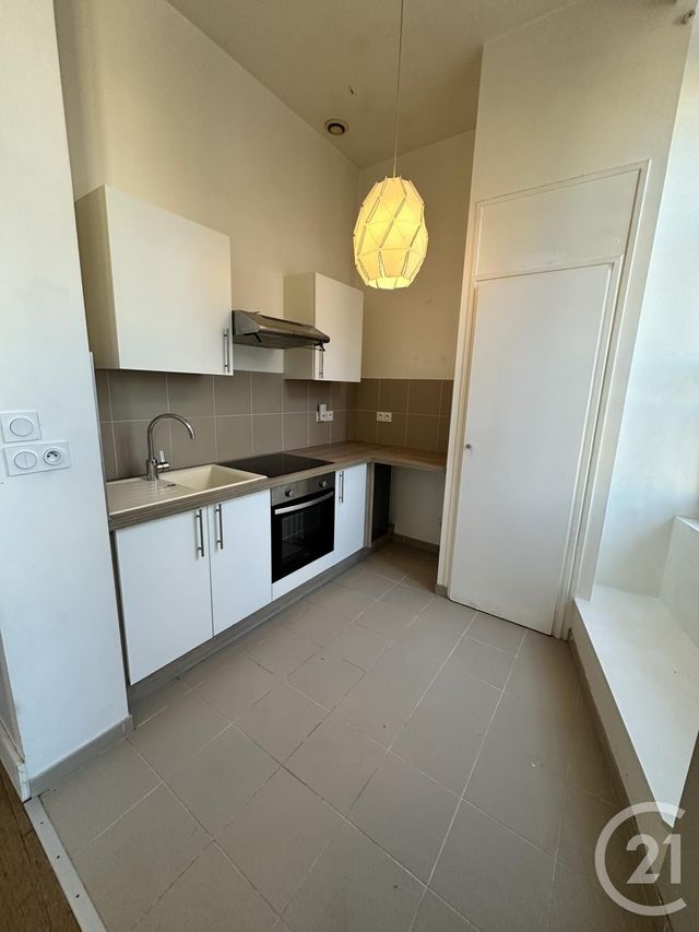 Appartement F1 à louer - 1 pièce - 30.55 m2 - ORLEANS - 45 - CENTRE - Century 21 Premium