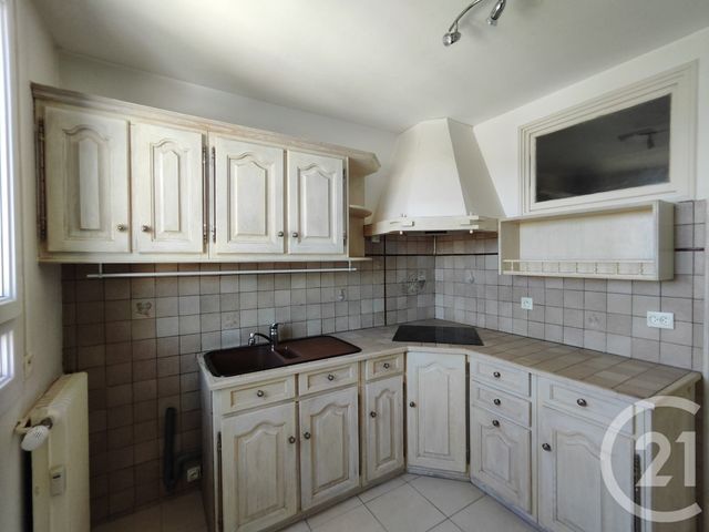 Appartement F3 à vendre - 3 pièces - 62.81 m2 - ORLEANS - 45 - CENTRE - Century 21 Premium