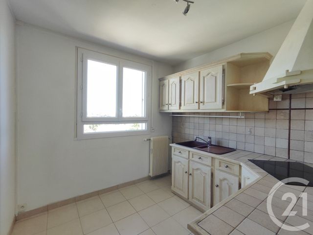 Appartement F3 à vendre - 3 pièces - 62.81 m2 - ORLEANS - 45 - CENTRE - Century 21 Premium