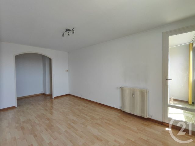 Appartement F3 à vendre - 3 pièces - 62.81 m2 - ORLEANS - 45 - CENTRE - Century 21 Premium