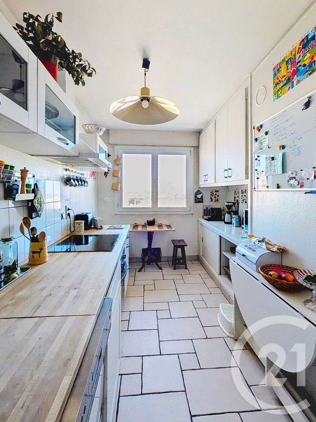 Appartement F4 à vendre - 4 pièces - 80.0 m2 - ORLEANS - 45 - CENTRE - Century 21 Premium
