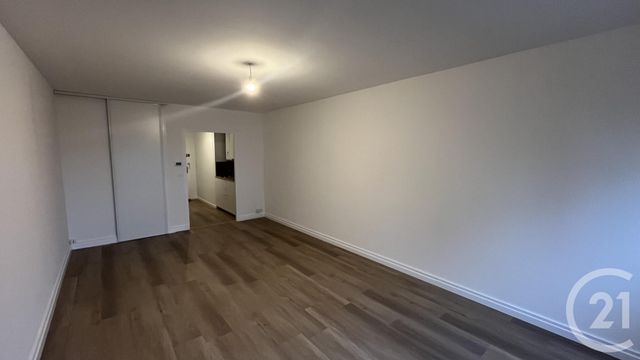 Appartement F1 à louer - 1 pièce - 32.5 m2 - ORLEANS - 45 - CENTRE - Century 21 Premium
