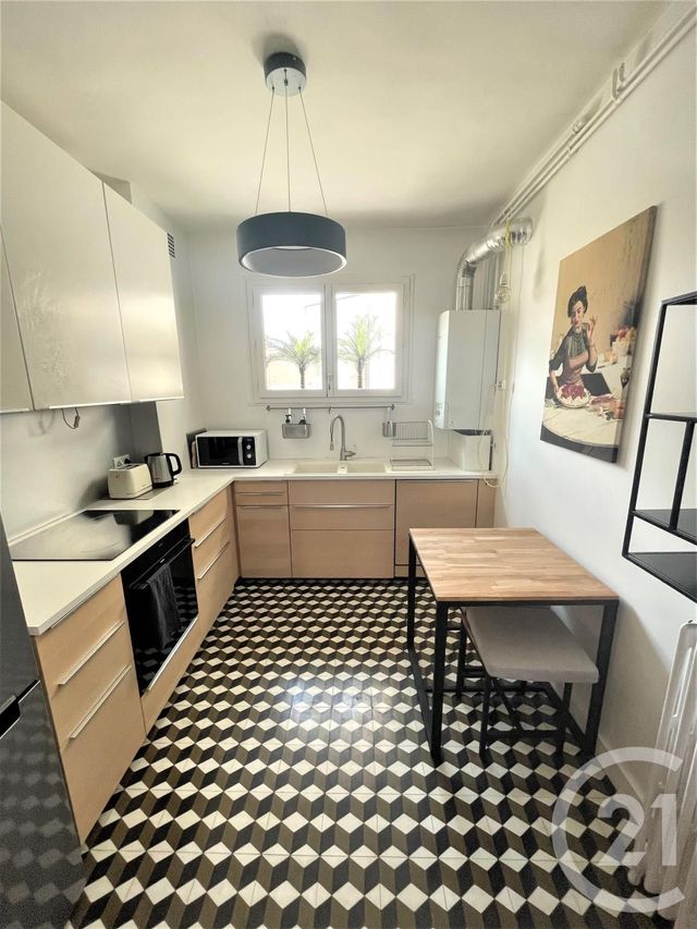 Appartement F3 à vendre - 3 pièces - 79.42 m2 - ORLEANS - 45 - CENTRE - Century 21 Premium