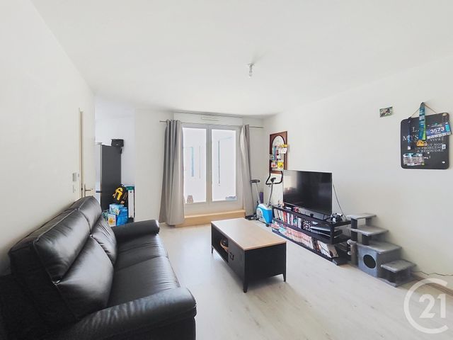 Appartement F2 à vendre - 2 pièces - 48.57 m2 - LA CHAPELLE ST MESMIN - 45 - CENTRE - Century 21 Premium