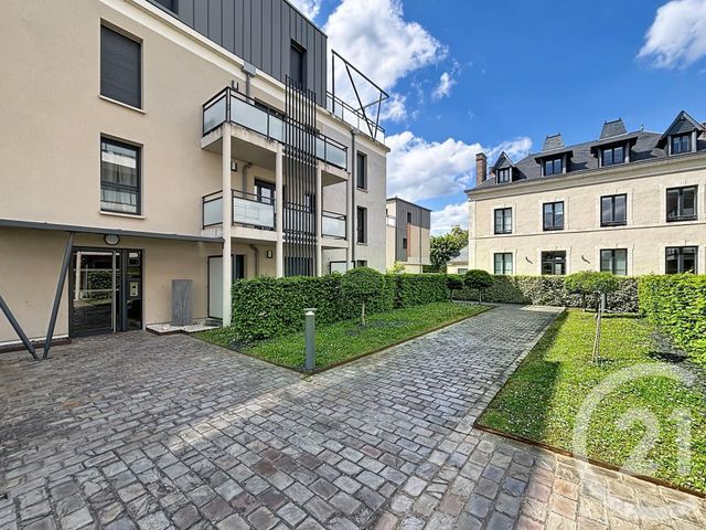 Appartement F1 à louer ST JEAN DE BRAYE