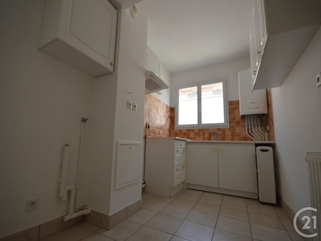 Appartement F3 à louer - 3 pièces - 68.71 m2 - FLEURY LES AUBRAIS - 45 - CENTRE - Century 21 Premium