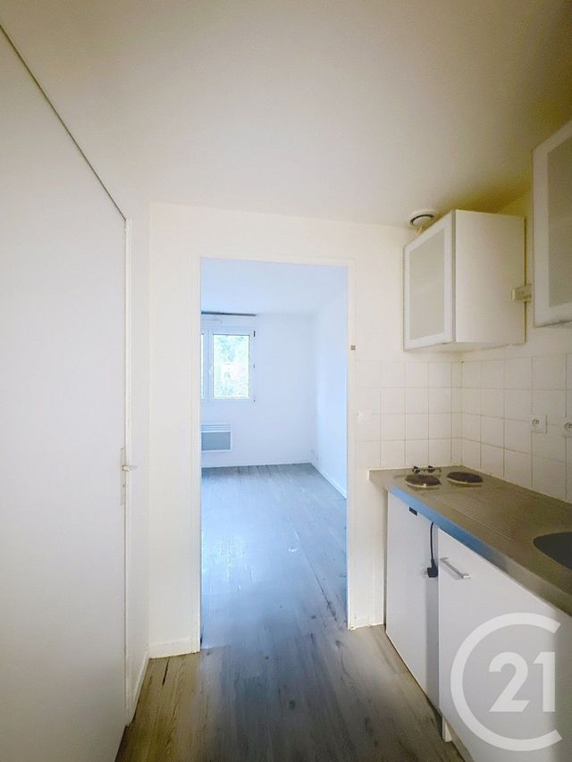 Appartement F1 à louer - 1 pièce - 20.01 m2 - ORLEANS - 45 - CENTRE - Century 21 Premium