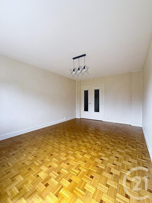 Appartement F3 à louer - 3 pièces - 66.36 m2 - ORLEANS - 45 - CENTRE - Century 21 Premium