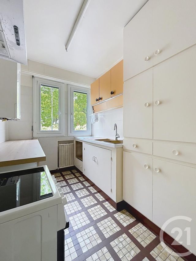 Appartement F3 à louer - 3 pièces - 66.36 m2 - ORLEANS - 45 - CENTRE - Century 21 Premium